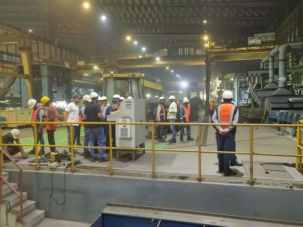 Solución de nivelación con placa caliente para la fabricación de estructuras de acero ? EZHONG proyecto de referencia