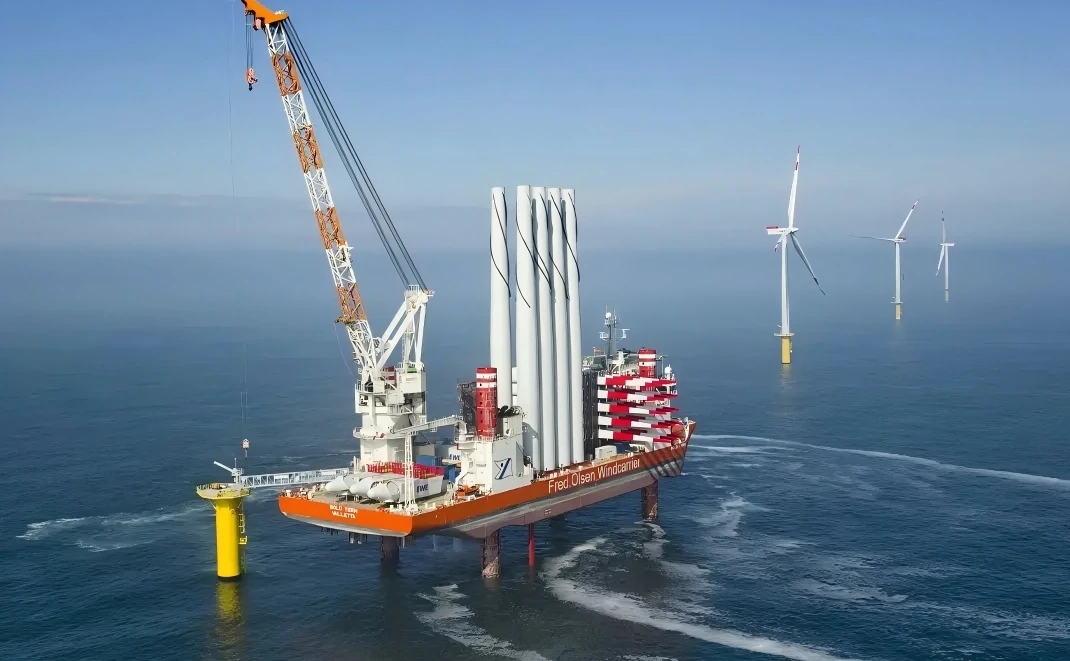 Procesamiento de placas de equipos marinos y offshore