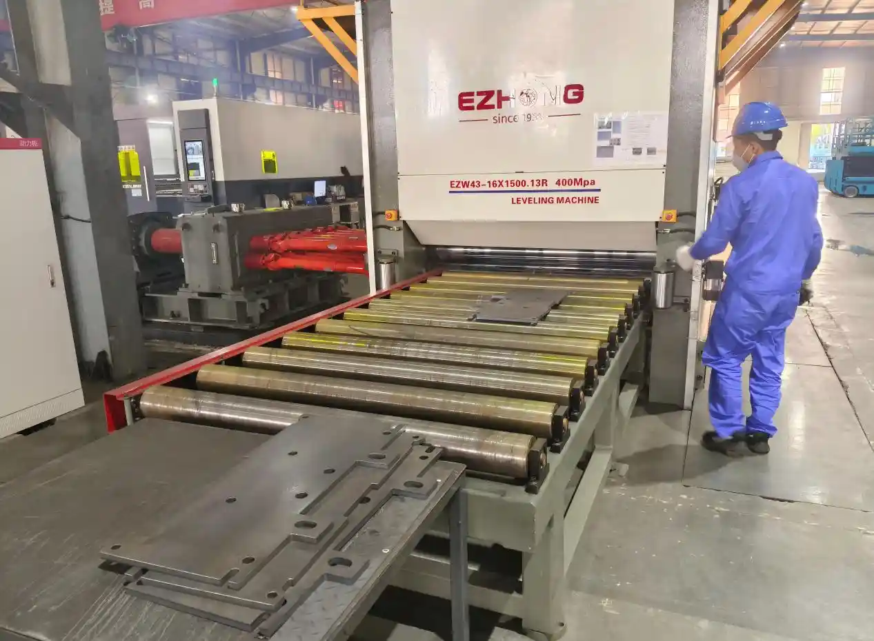 Máquina Niveladora de Placas